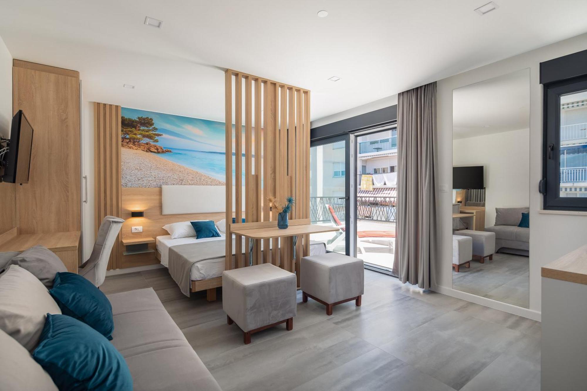 Loriana Family Apartment Makarska