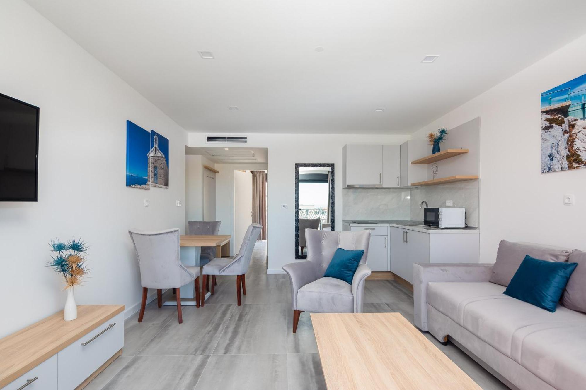 Loriana Family Apartment *